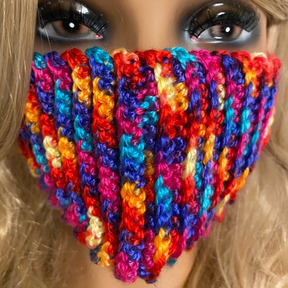 Hand-Knitted Face Mask - Picture 11 of 11